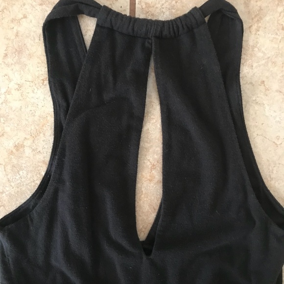 *DONATING MAKE AN OFFER* Dress with Keyhole Back - Picture 3 of 3